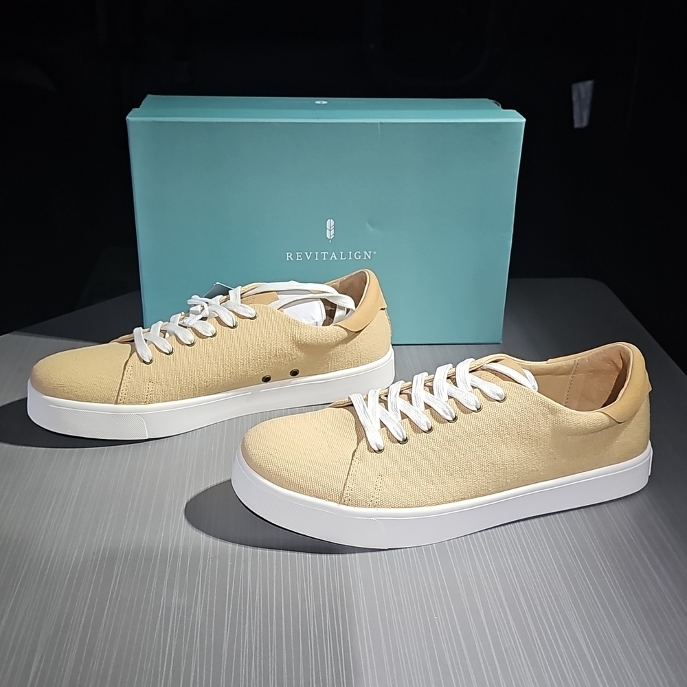 REVITALIGN Pacific Tex Canvas Orthotic Sneaker In Tan Womens Size 10B NEW In Box